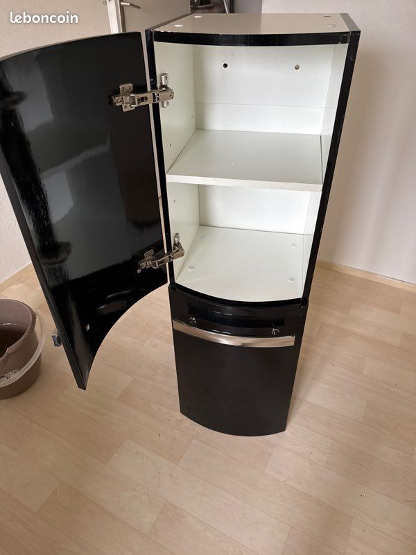 Petit meuble à suspendre (image 4)