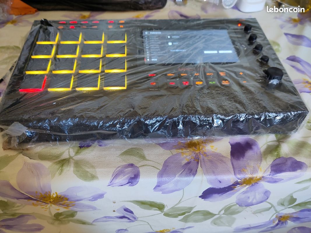 Akai MPC LIVE 2 (image 6)