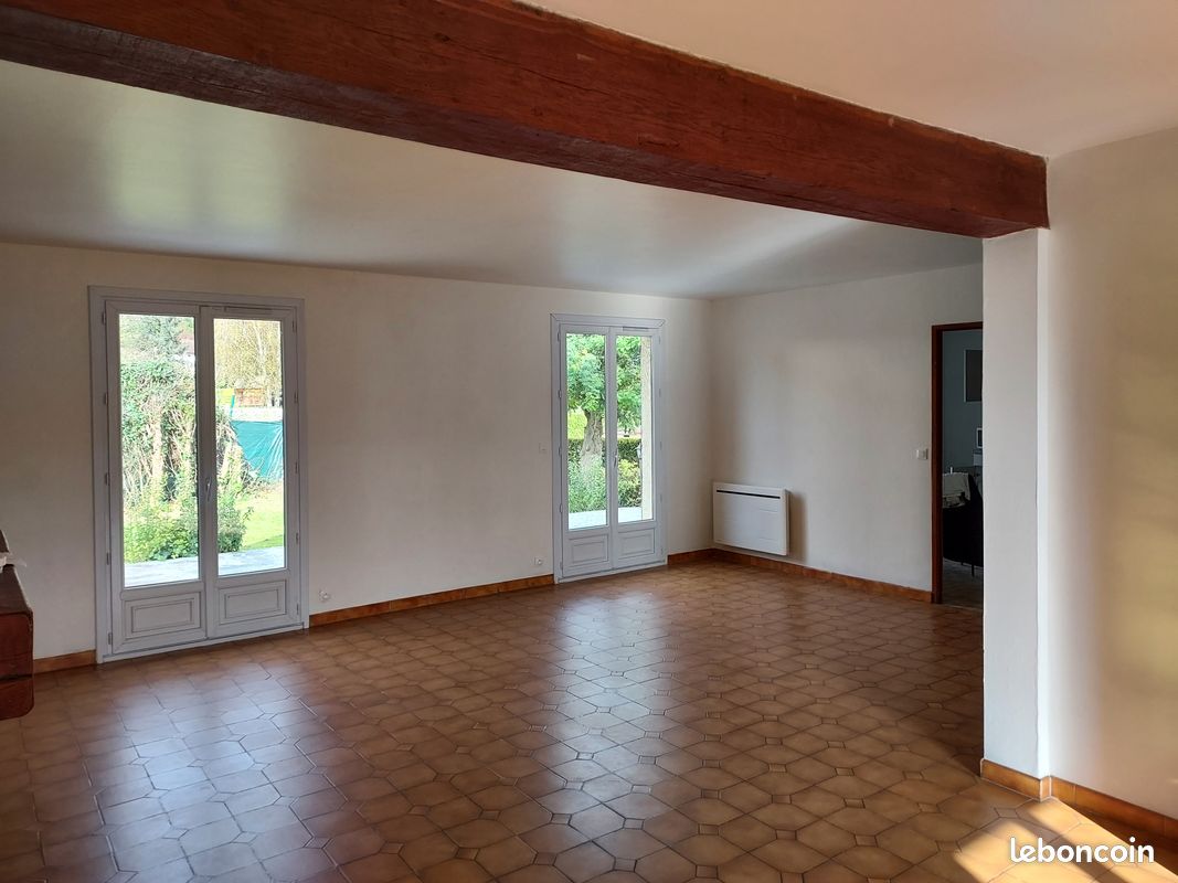 Maison 7 pièces 160 m² · à Sainte-Geneviève-lès-Gasny · 160 m² · 1 234 €/mois