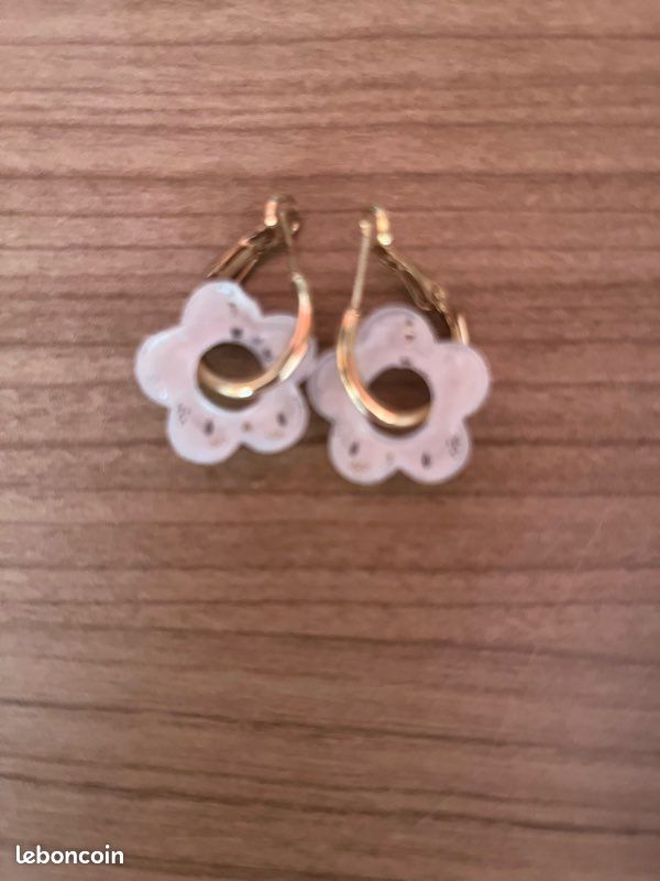Boucles avec papilles fleurs (image 1)