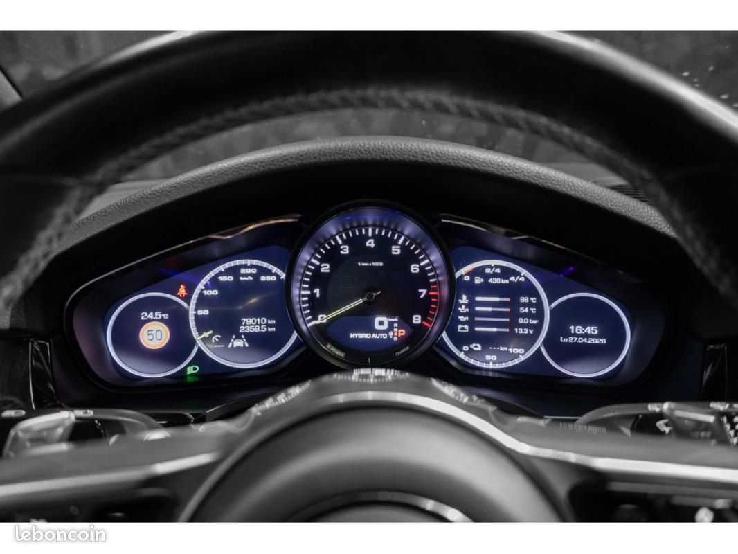 Porsche Cayenne E-Hybrid 462 CH / CHRONO Régulateur Adaptatif Toit ouvrant - panoramique Sièges c... (image 15)