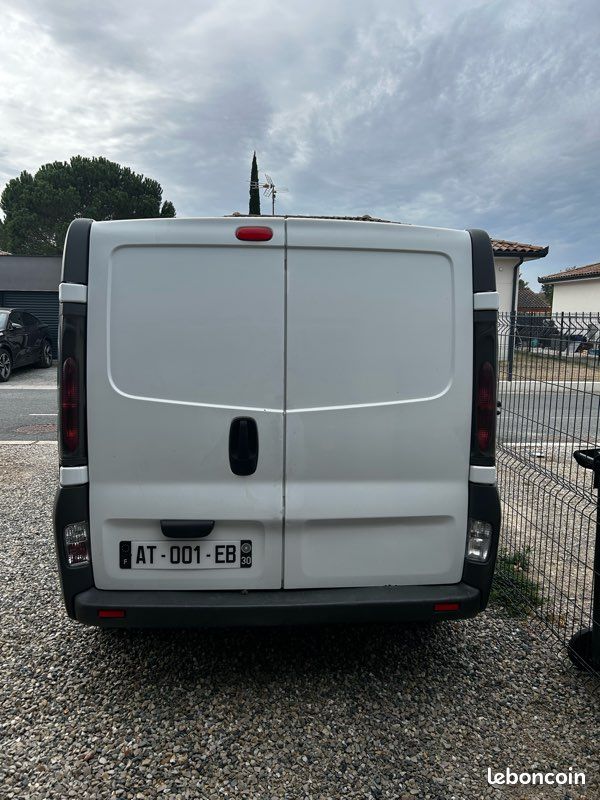 Renault Trafic 2 (image 3)