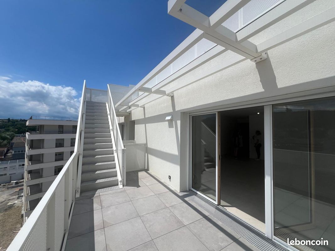 Appartement 3 pièces 71 m² · à Annecy · 71 m² · 2 150 €/mois