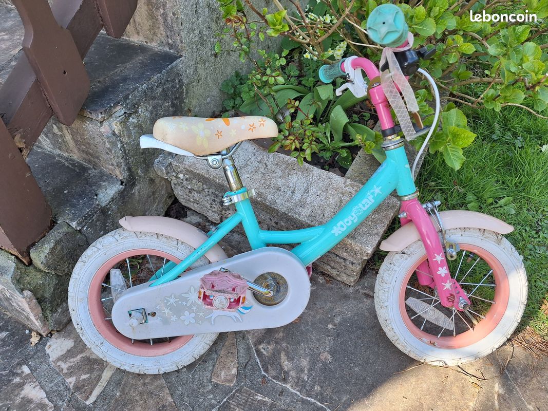 Vélo enfant rose (image 1)