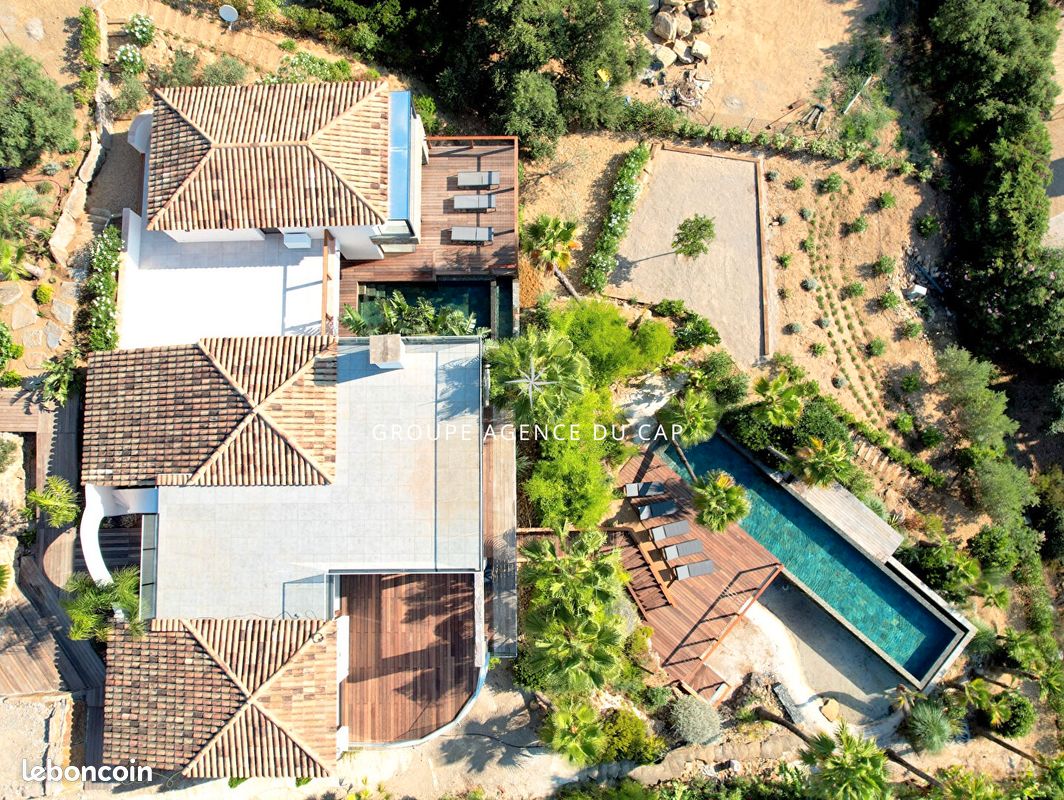 Maison 10 pièces 357 m² · à Sainte-Maxime · 357 m² · 5 950 000 €