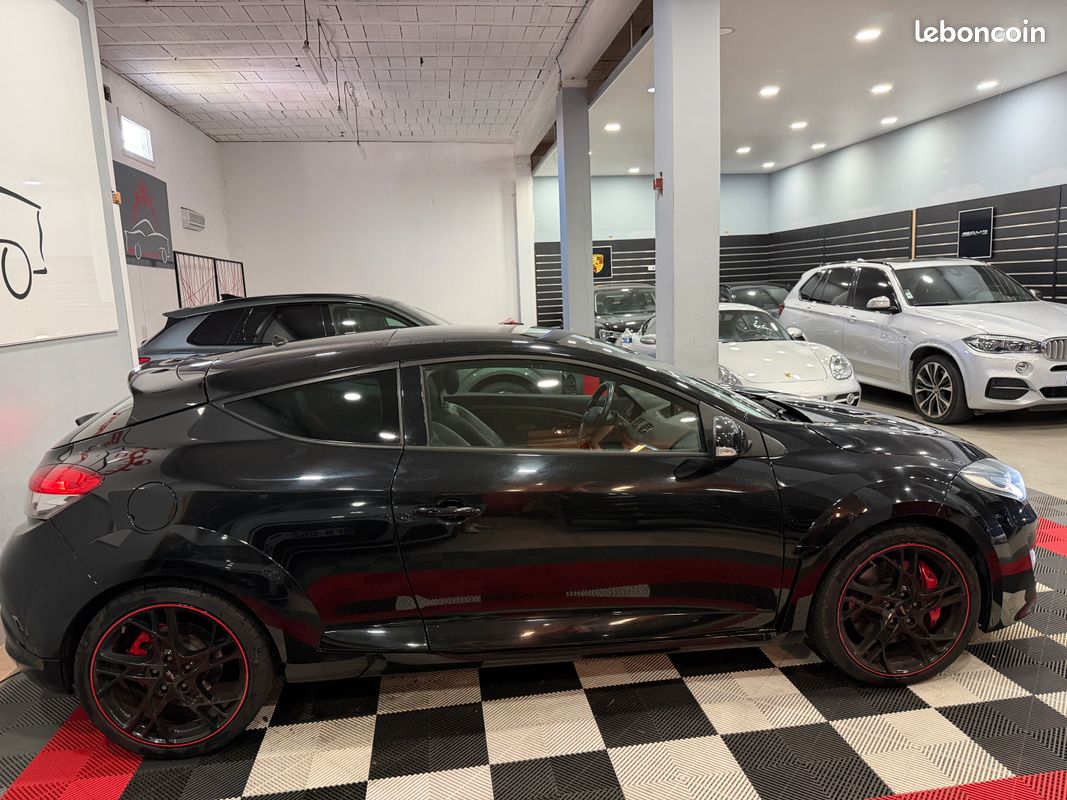 RENAULT Mégane III Phase 3 Coupé RS 2.0 16V Turbo S&S 265 cv (image 2)