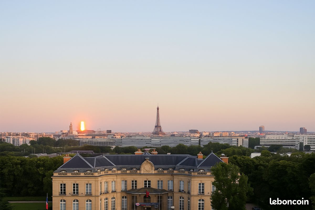 Élégant appartement face à la Tour Eiffel – Emplacement d’exception (image 1)