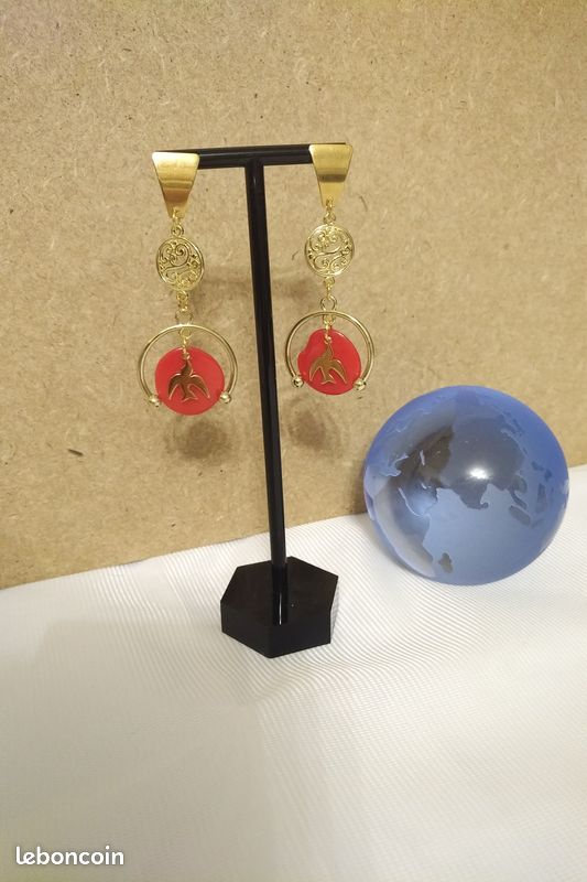 Boucles d'oreille rouge et or (image 9)