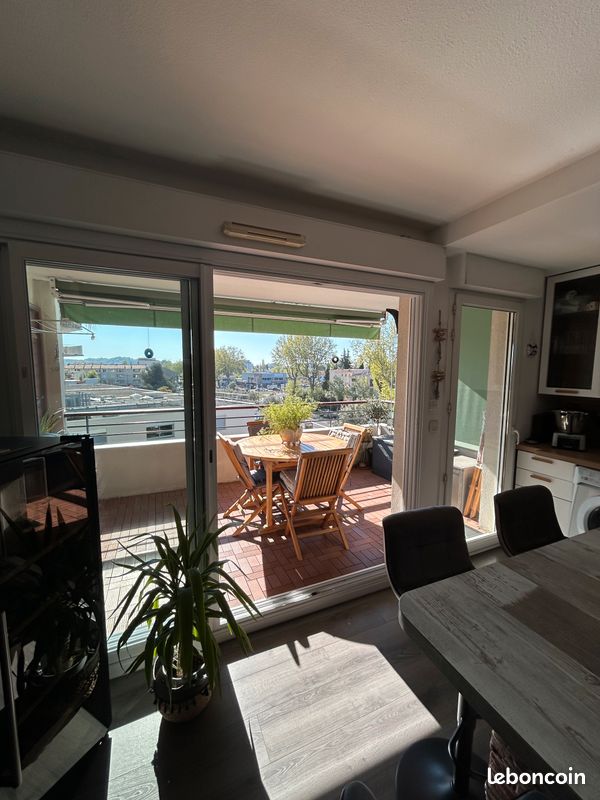 Appartement 2 pièces 48 m² · à Fréjus · 48 m² · 213 000 €
