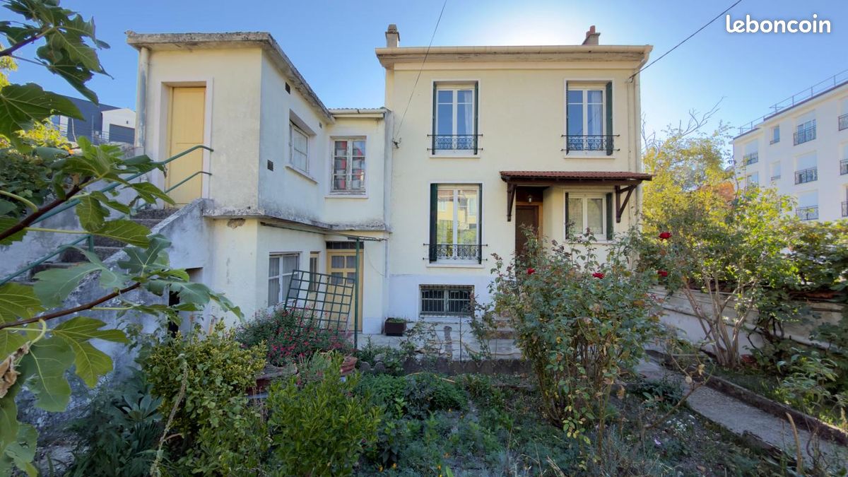 Maison 9 pièces 190 m² · à Neuilly-Plaisance · 190 m² · 639 500 €