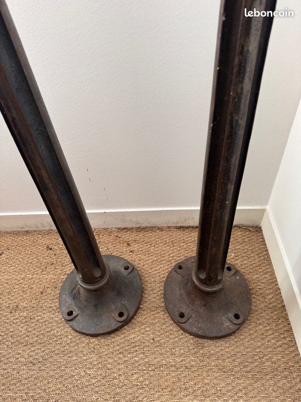 Paire de colonnes anciennes en fonte -Sellettes en fonte 120cm (image 4)
