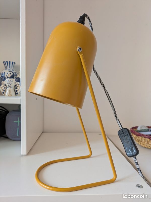 Lampe sur pied (image 3)