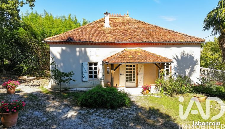 Propriété 5 pièces 168 m²