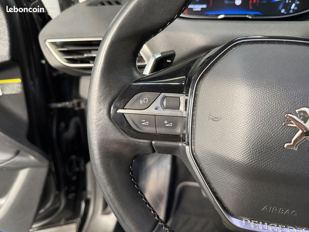 PEUGEOT 3008 1.6 Puretech 180ch SS EAT8 Allure (image 25)