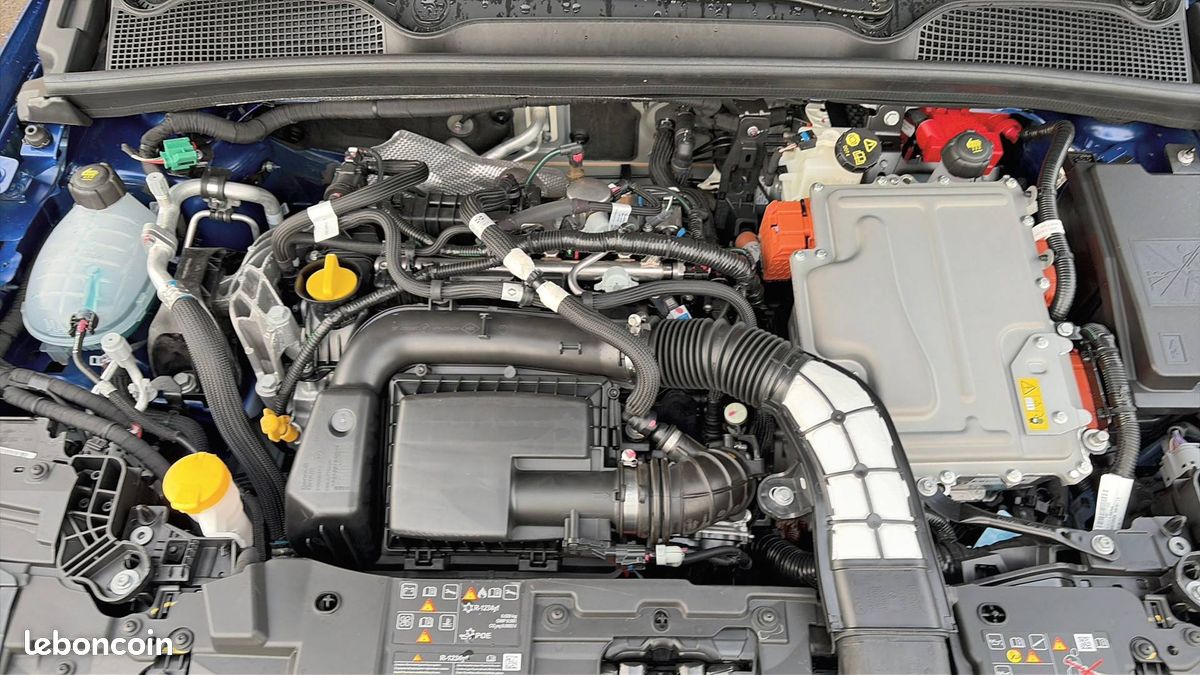RENAULT CLIO esprit Alpine full hybrid E-Tech 160 (image 21)