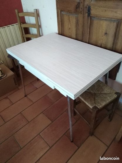 Table Formica (image 1)