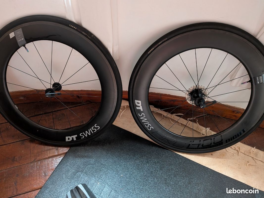 Roue aero DT SWISS ARC 1400 DICUT (image 3)