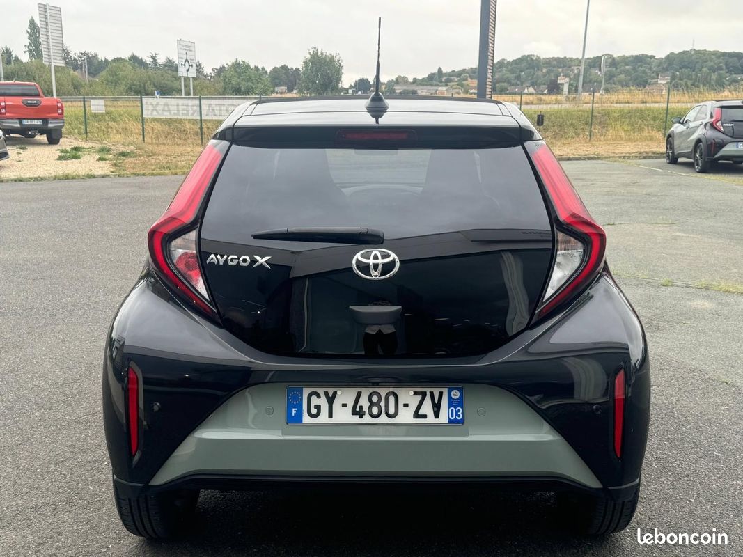 Toyota Aygo X 1.0 VVT-i 72ch Air Design MY24 (image 6)
