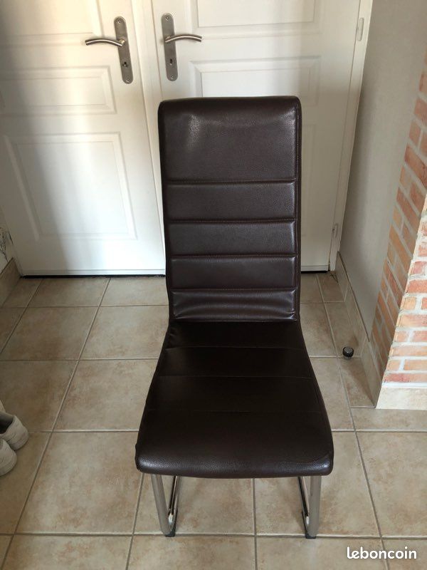 Vends 7 chaises marron (image 1)