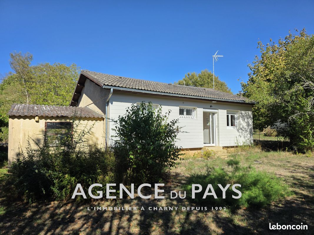Maison 3 pièces 57 m² · à Charny Orée de Puisaye · 57 m² · 89 000 €