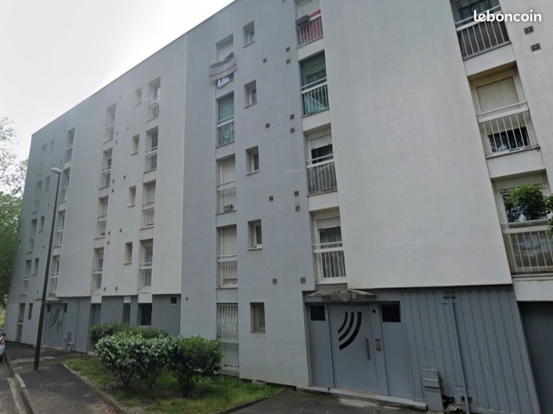 Appartement 5 pièces 92 m² · à Avignon · 92 m² · 883 €