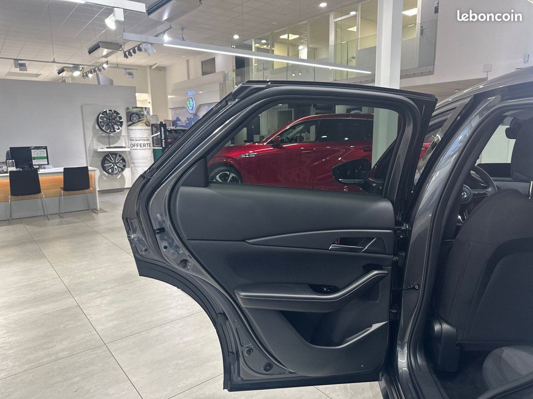MAZDA CX-30 2.0L e-SKYACTIV X M Hybrid 186 ch 4x2 BVA6 Homura (image 24)