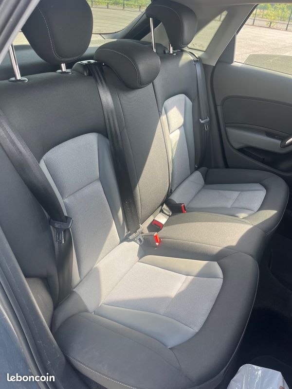 AUDI A1 SPORTBACK 1.4 TDI 90 S-LINE S-TRONIC *TRES BON ETAT - SIEGES CHAUFFANTS - BLUETOOTh (image 13)