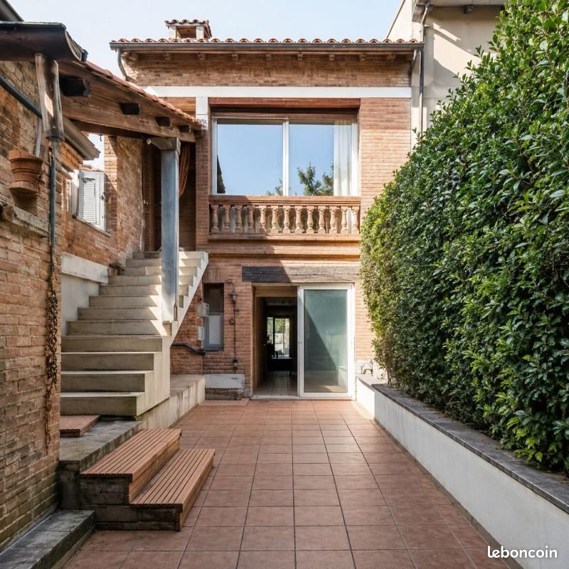 Maison 5 pièces 210 m² · à Toulouse · 210 m² · 695 000 €
