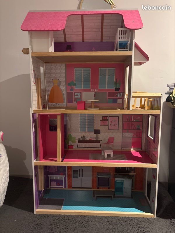 Maison de poupée (image 1)