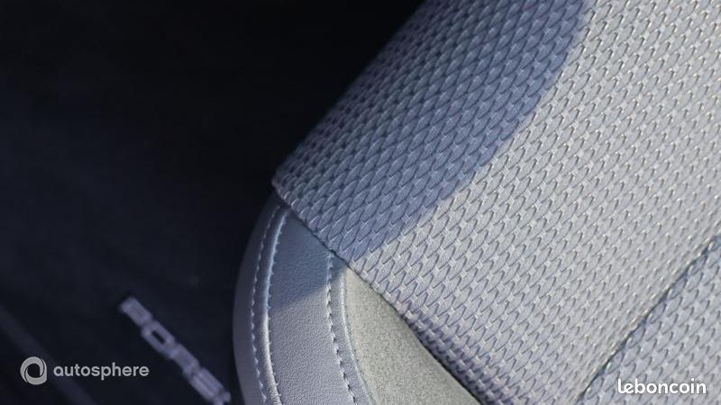 Porsche Taycan 571ch 4S (image 21)