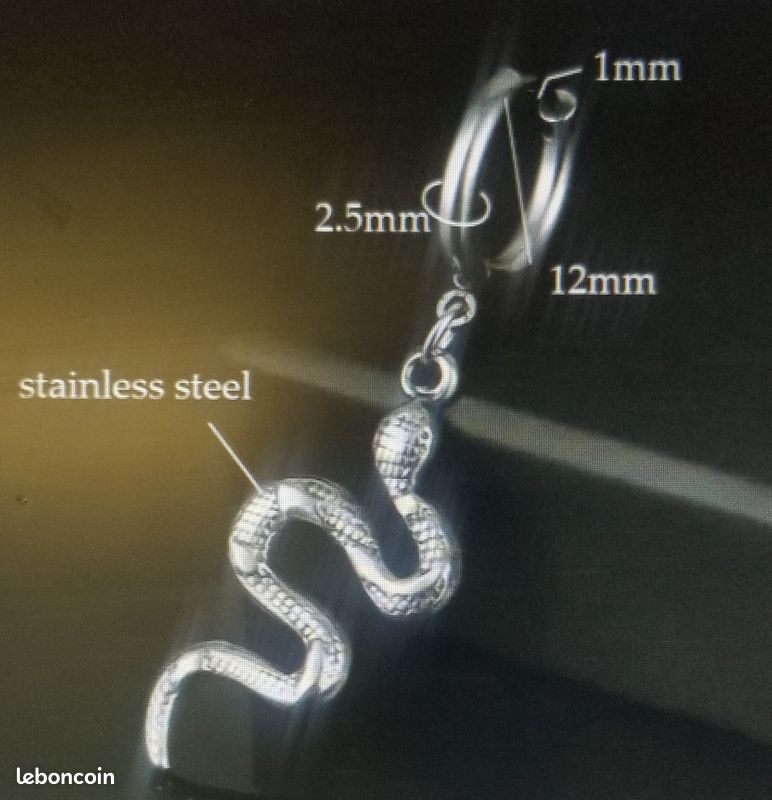 Boucle d oreilles pendentif . Neuf (image 2)