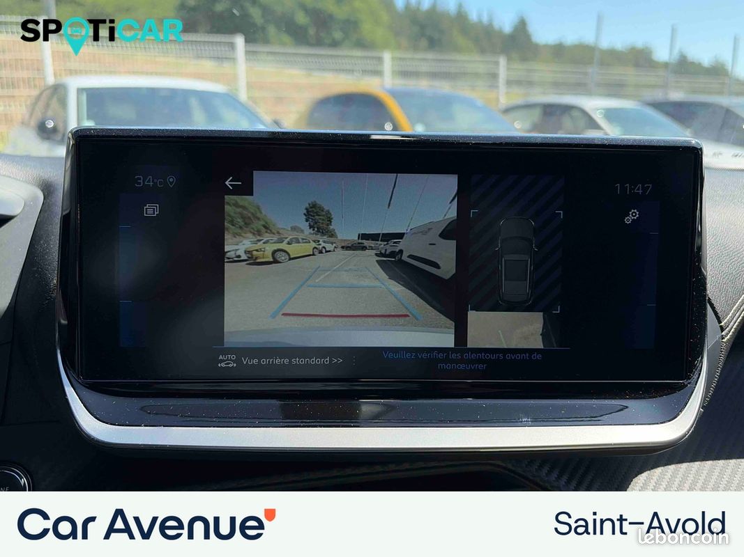 PEUGEOT 2008 PureTech 130 S&S BVM6 GT (image 30)