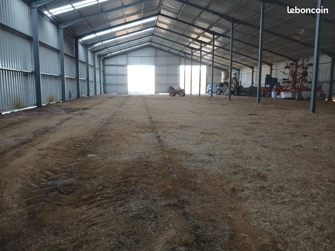 Location hangar stockage (image 1)