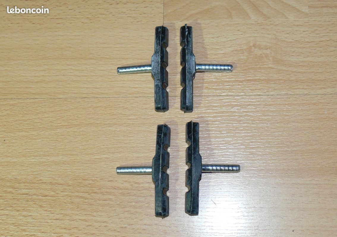 Paire patin frein à tringle vélo ancien rod brake pad old pull shoes