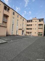 Appartement 3 pièces 71 m² · à Orange · 71 m² · 112 000 €