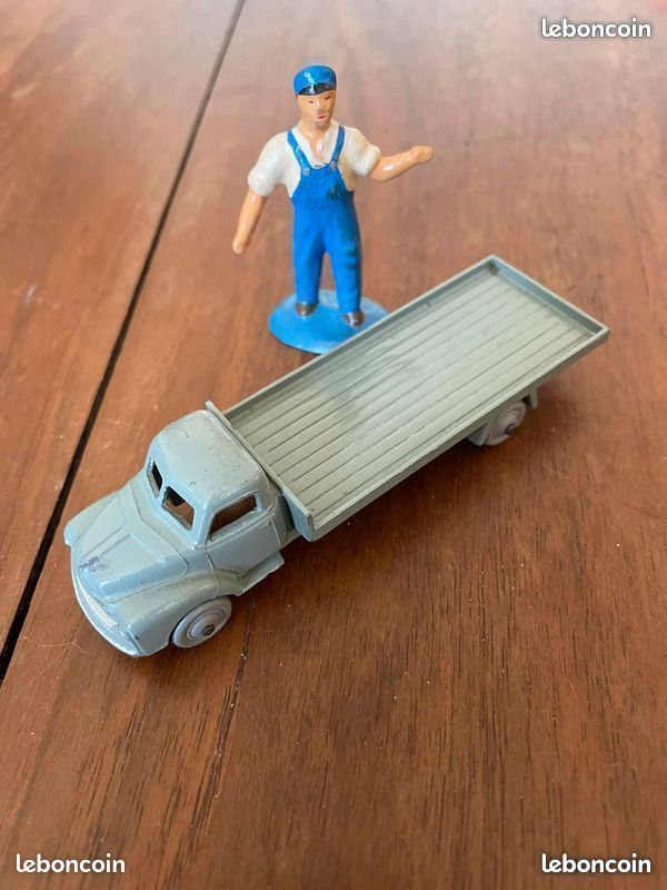Dinky Toys « Série Dublo » GB Bedford Plateau (10 cm) réf : 066 (image 1)