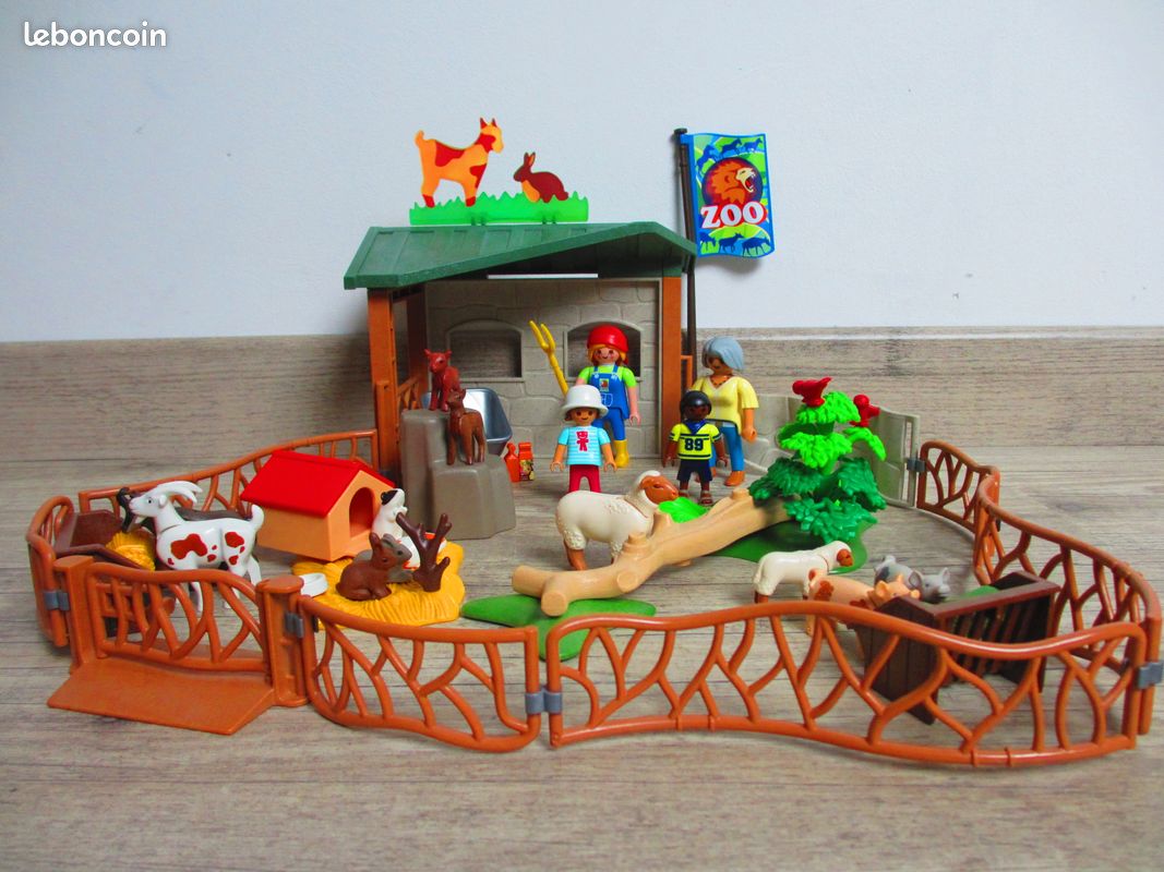 Playmobil - Zoo - Parc animalier - City Life (image 1)
