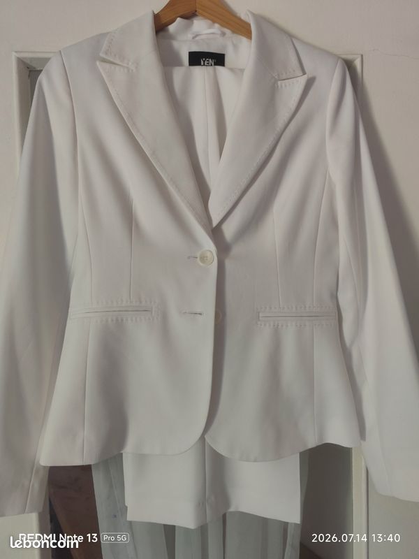 Tailleur femme blanc (image 4)