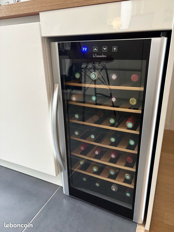 Pierre De Lave Pour Cave à Vin LA SOMMELIERE - Accessoire De Conservation Neuf
