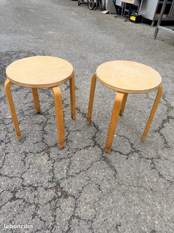Tabourets IKEA frosta