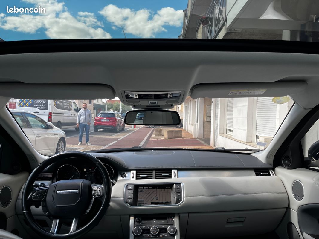 LAND ROVER Range Rover Evoque 2.0 179ch BVA 4WD AUTOBIOGRAPHY TOIT PANORAMIQUE (image 3)