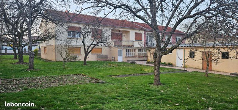 Maison 10 pièces 154 m² · à Moyeuvre-Grande · 154 m² · 185 000 €