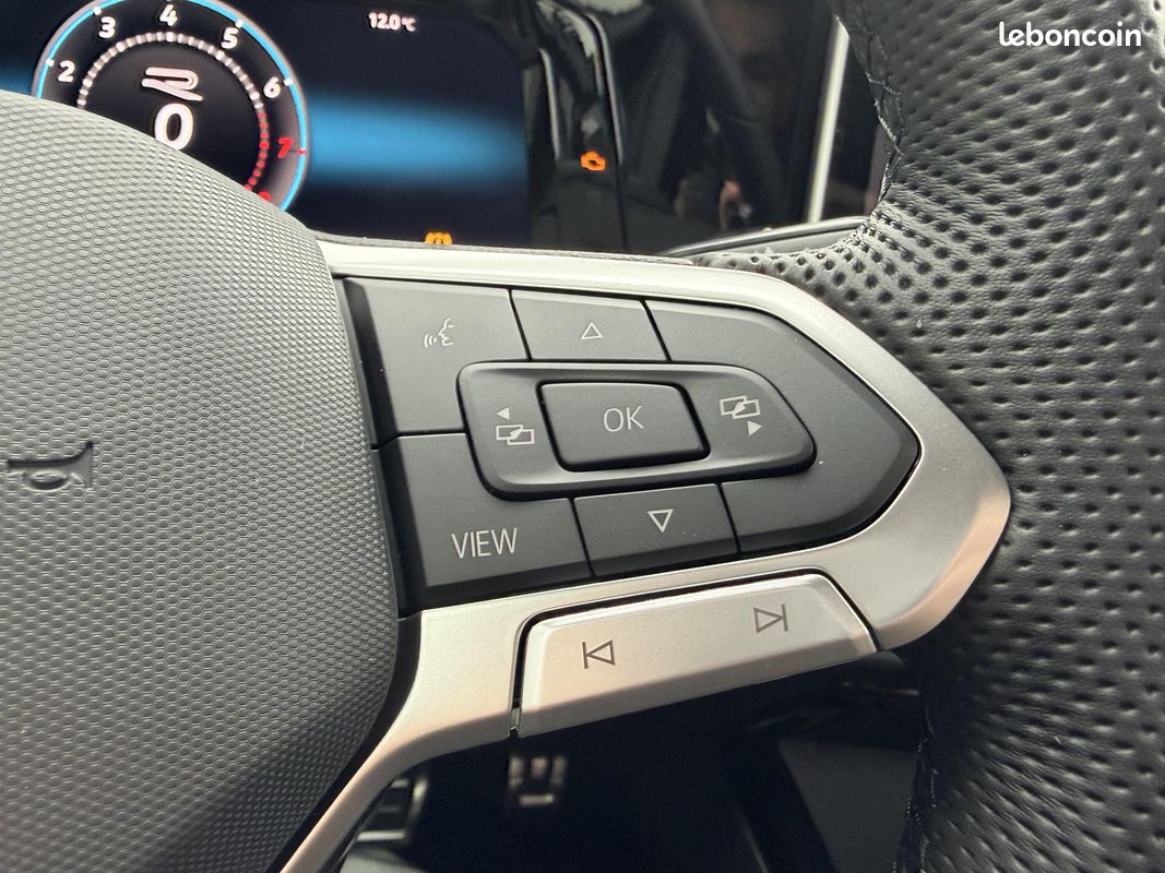 VOLKSWAGEN Golf 1.5 eTSI EVO2 150 DSG7 R-Line Edition (image 11)