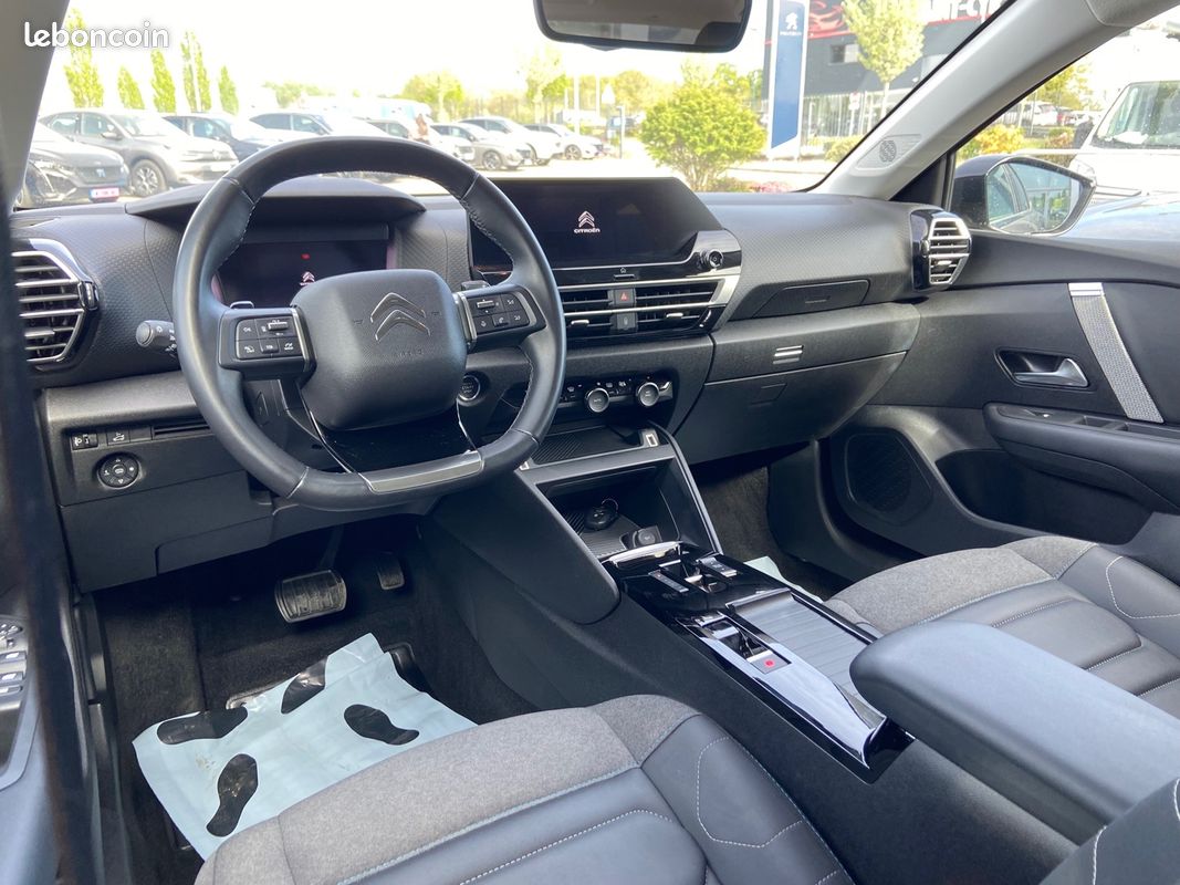 Citroen C4 X 1.5 BLUEHDI 130CH S&S MAX AUTOMATIQUE (image 9)