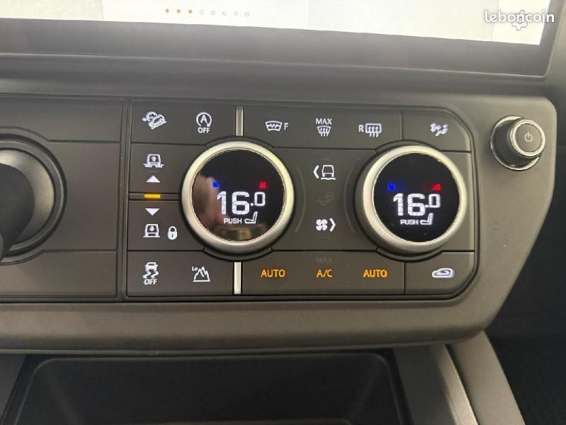 Land-rover Defender 90 3.0 D250 Hard Top X-Dynamic SE (image 21)