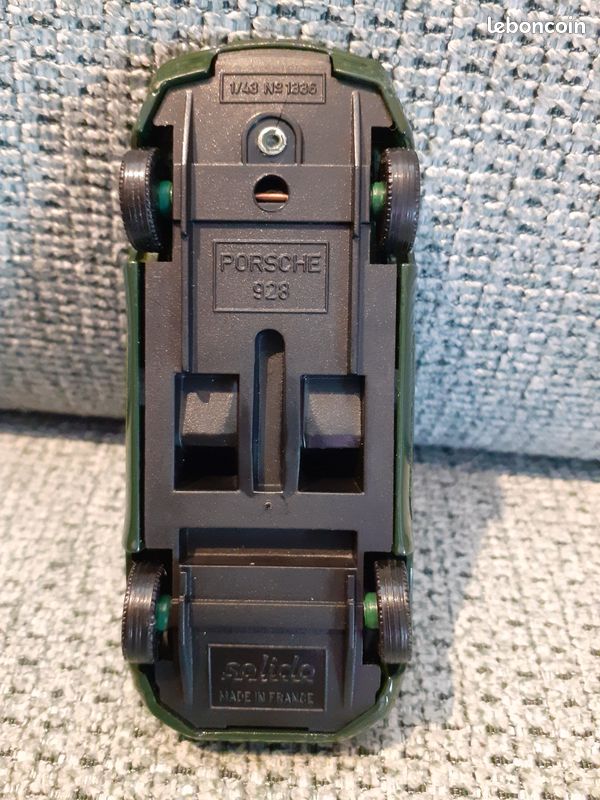 Solido 1/43 Porsche 928 de 1977 (image 3)