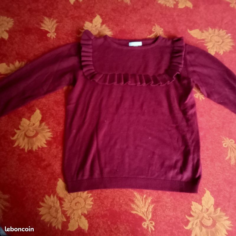 Pull bordeau (image 1)