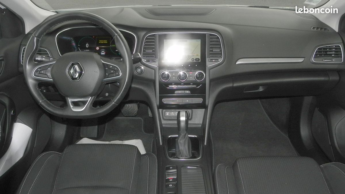 Renault Megane IV Estate 1.6 E-Tech 160 Plug-In Business Hybride Rechargeable (image 3)