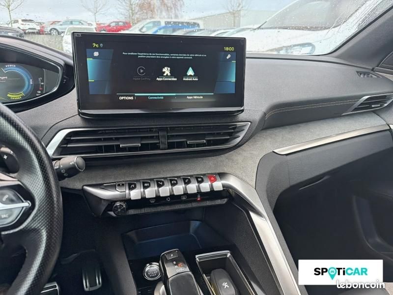 Peugeot 3008 HYBRID4 300ch GT e-EAT8 4X4 + TOIT OUVRANT + ATTELAGE + HAYON MAIN LIBRE (image 24)