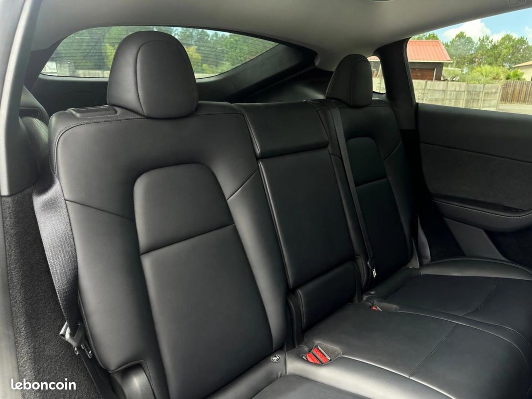 TESLA MODEL Y AWD Performance PH1 - GARANTIE CONSTRUCTEUR (image 17)